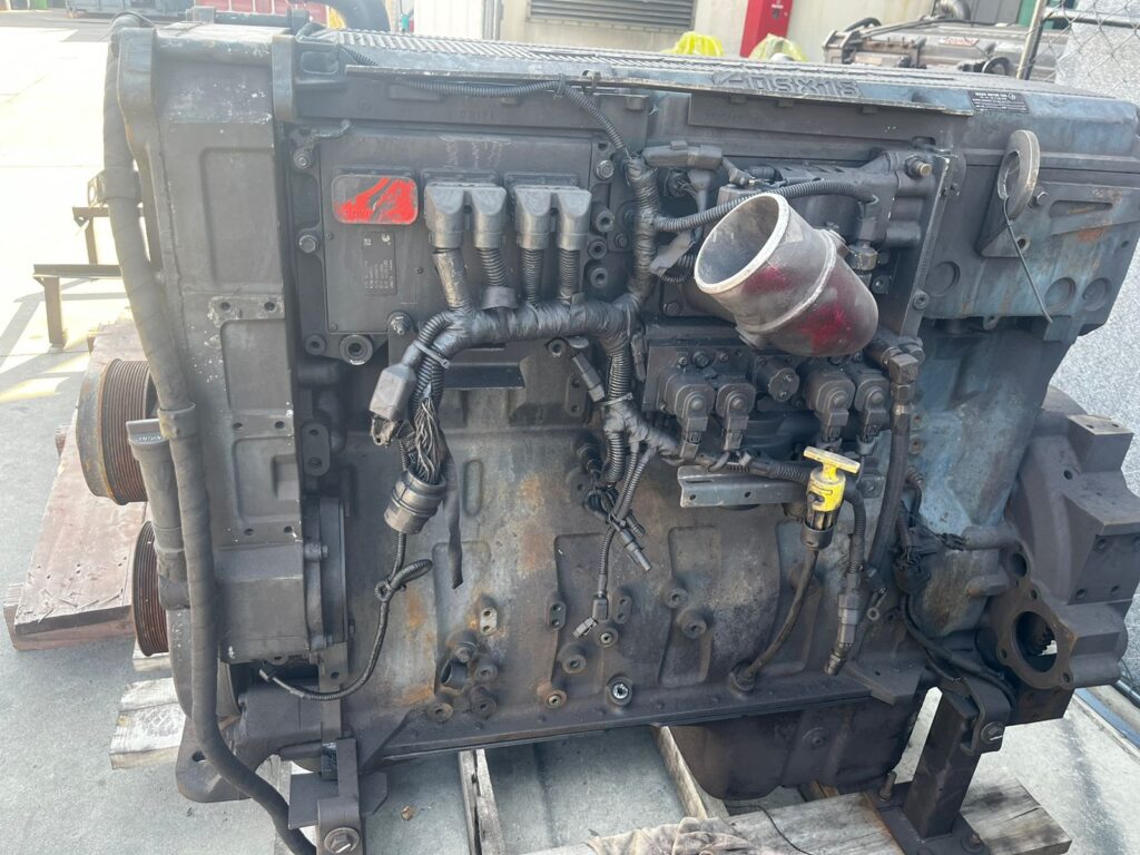 1.QSX CUMMINS ENGINE. USED AS IS. R95000.00