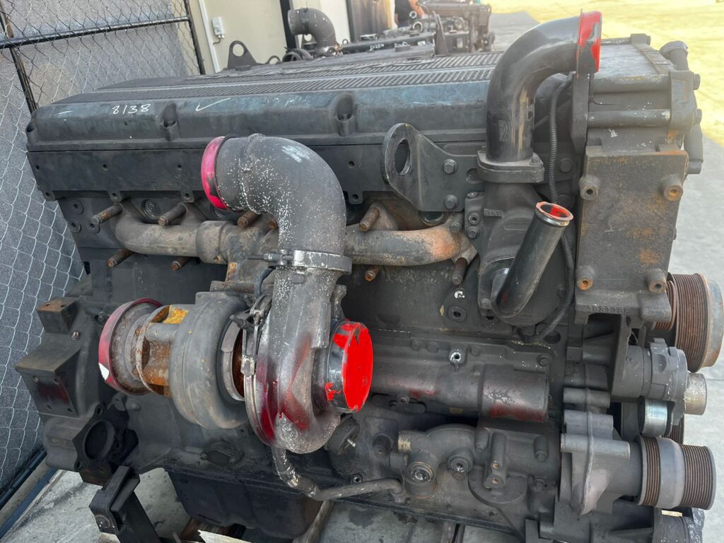 1.QSX CUMMINS ENGINE. USED AS IS. R95000.00 (2)