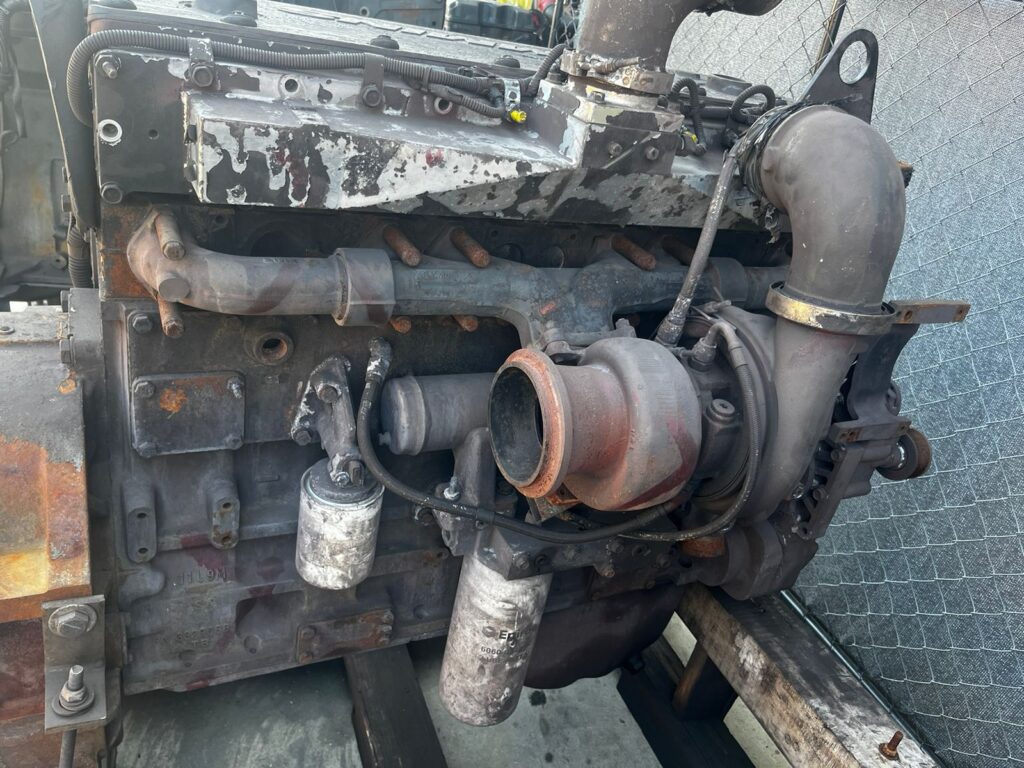 QSM 11 CUMMINS ENGINE .USED AS IS. R65000