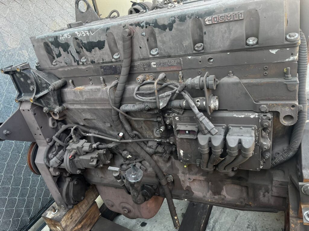 QSM 11 CUMMINS ENGINE .USED AS IS. R65000 (2)